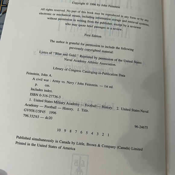 A Civil War : Army vs. Navy - A Year Inside College Football's Purest Rivalry - Picture 4 of 4